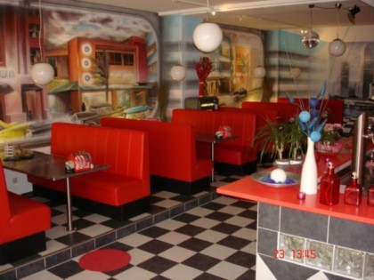 照片: American Pizza &amp; Diner